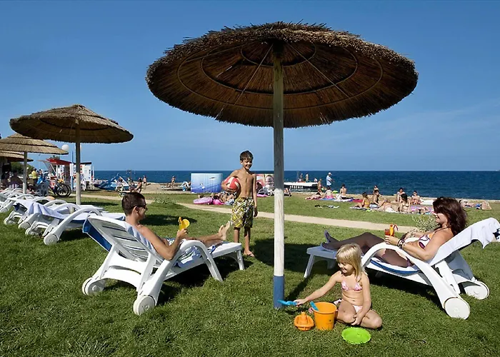 호텔 Valamar Pinia 3*