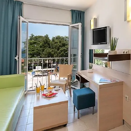 Valamar Pinia Πόρετς