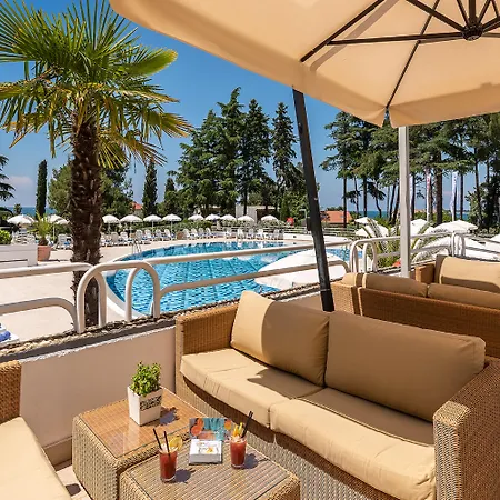 Отель Valamar Pinia