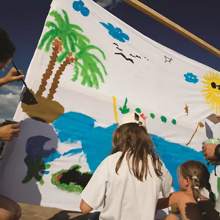 Valamar Pinia Szálloda