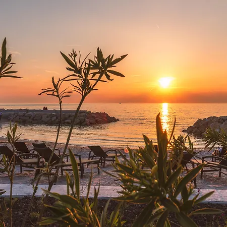 Szálloda Valamar Pinia