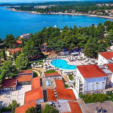 Valamar Pinia