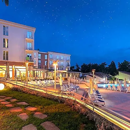 Valamar Pinia 3*