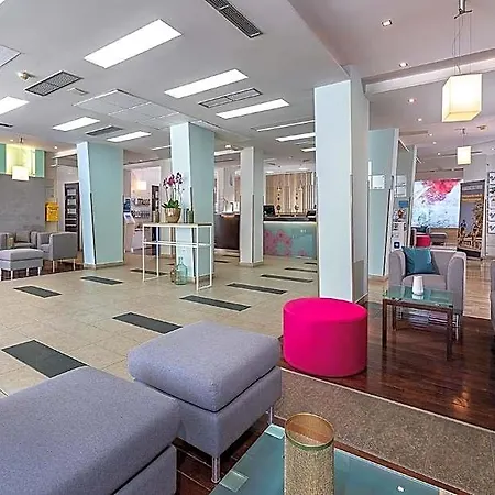 Valamar Pinia 3*