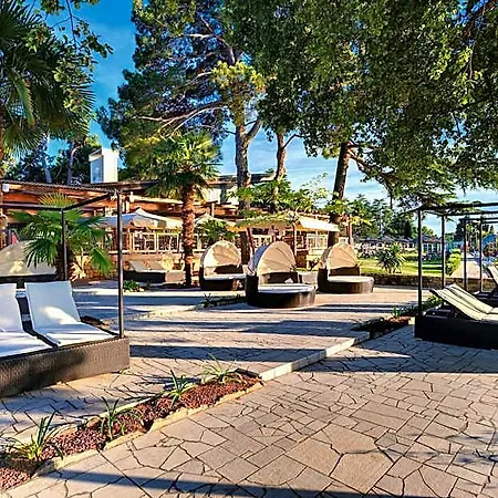 Valamar Pinia Отель Пореч