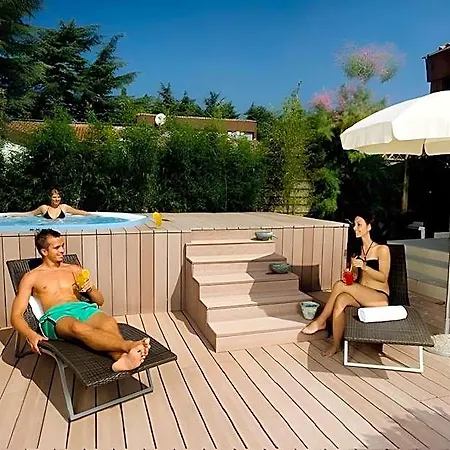 Отель Valamar Pinia