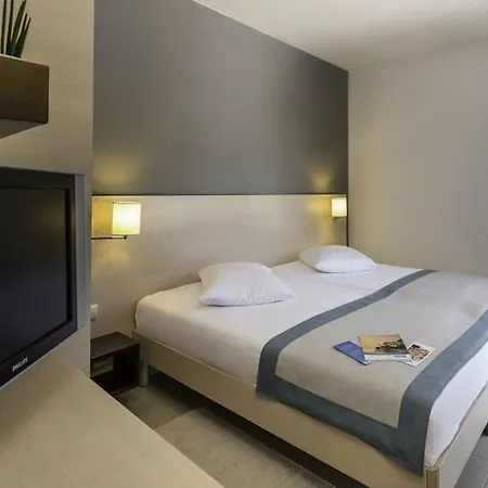 Valamar Pinia Πόρετς