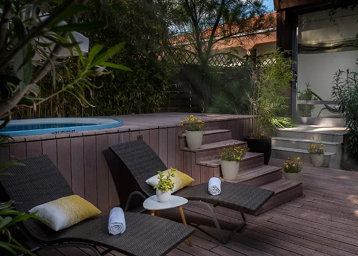 מלון Valamar Pinia 3*