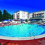 Otel Valamar Pinia